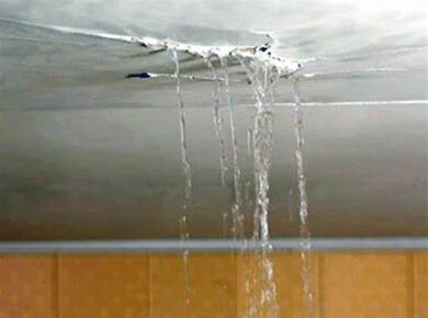 雨漏りが止まらない…本当に屋根だけが原因？