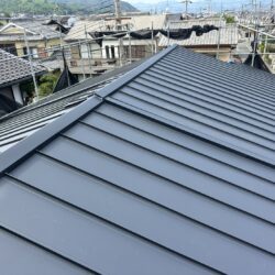 【屋根のカバー工法と屋根塗装の違いとは？】