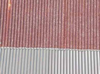 滋賀県大津市で蔵の屋根の施工をさせて頂きました。